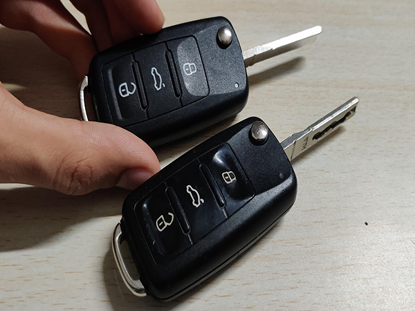 Spare key spare car key
